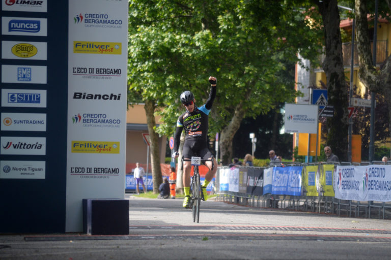 Granfondo Internazionale Felice Gimondi Bianchi