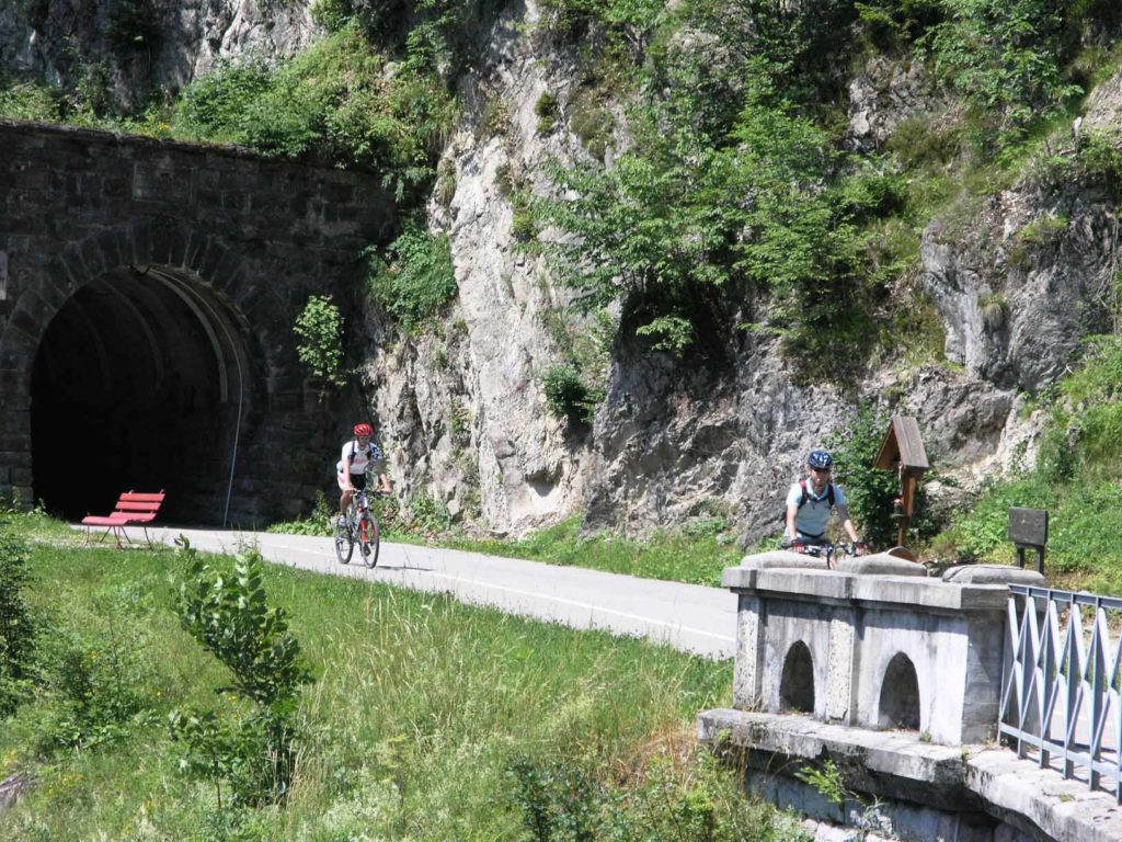 FUNActive Tours