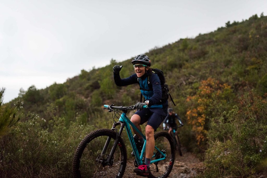 CANYON_GRAND-CANYON-WMN-AL-SLX_ph-credit-Canyon-41